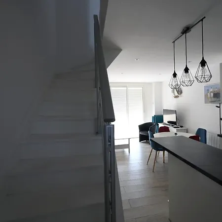 La Croix Du Sud Superbe En Duplex 2 Vue * 르그로뒤후아