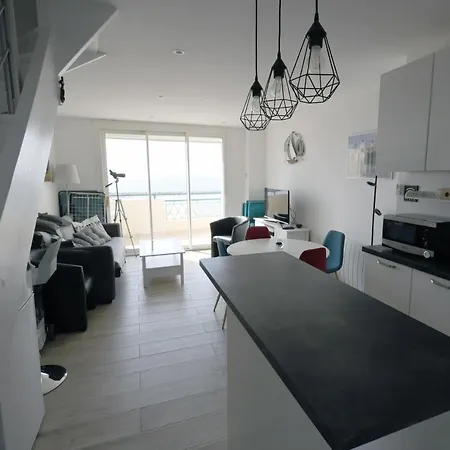 아파트 La Croix Du Sud Superbe En Duplex 2 Vue 르그로뒤후아